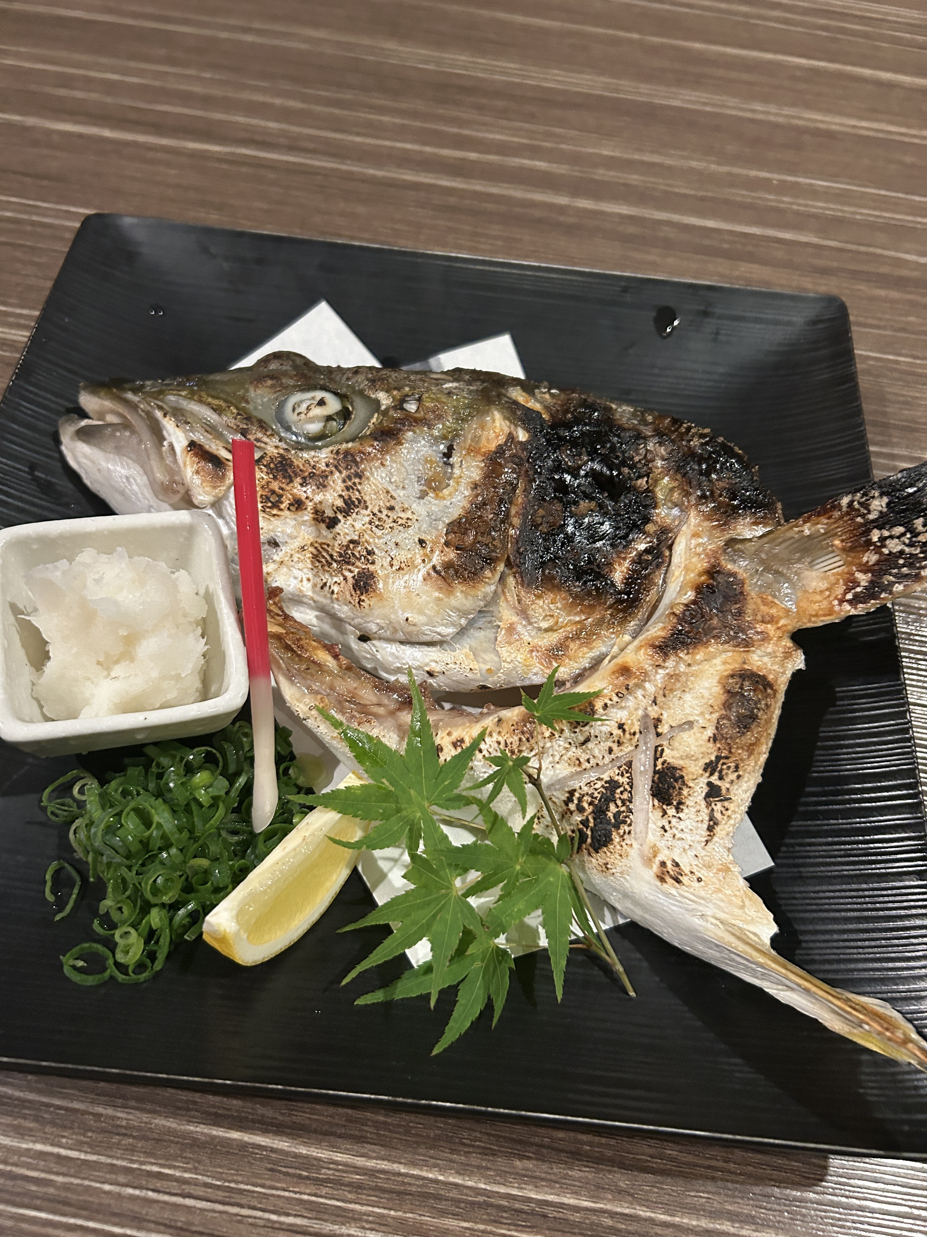 火を入れた魚