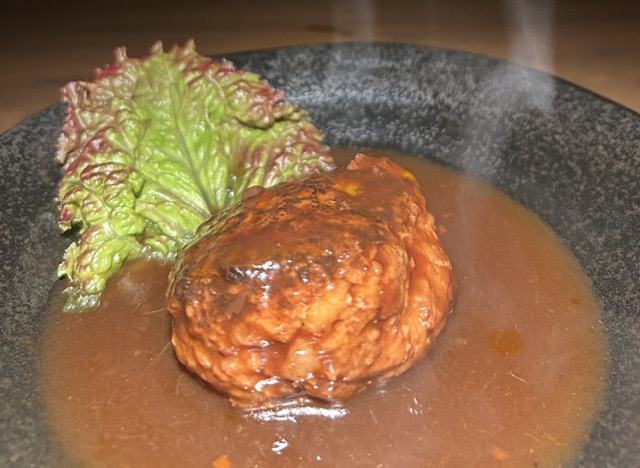 煮込みハンバーグ